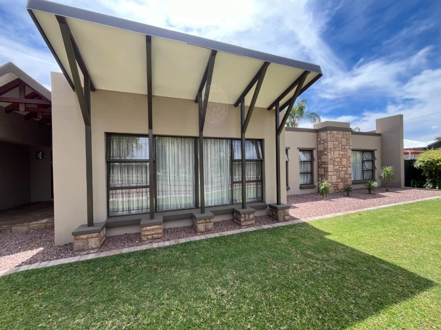 3 Bedroom Property for Sale in Middelpos Northern Cape